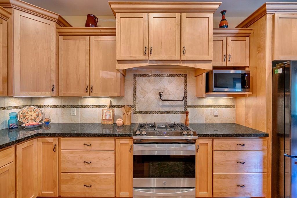 AZ Tile Granite Kitchen Countertop