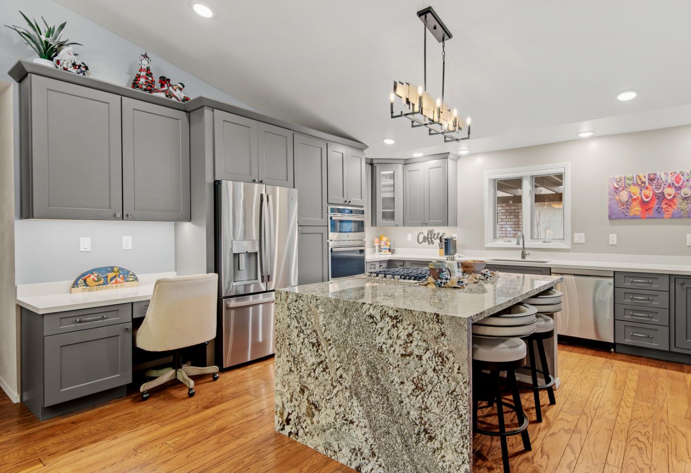 AZ Tile Granite & Quartz Kitchen Countertop